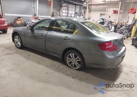 2015 Infiniti Q40 z USA, uszkodzony, nr VIN JN1CV6AR8FM522121